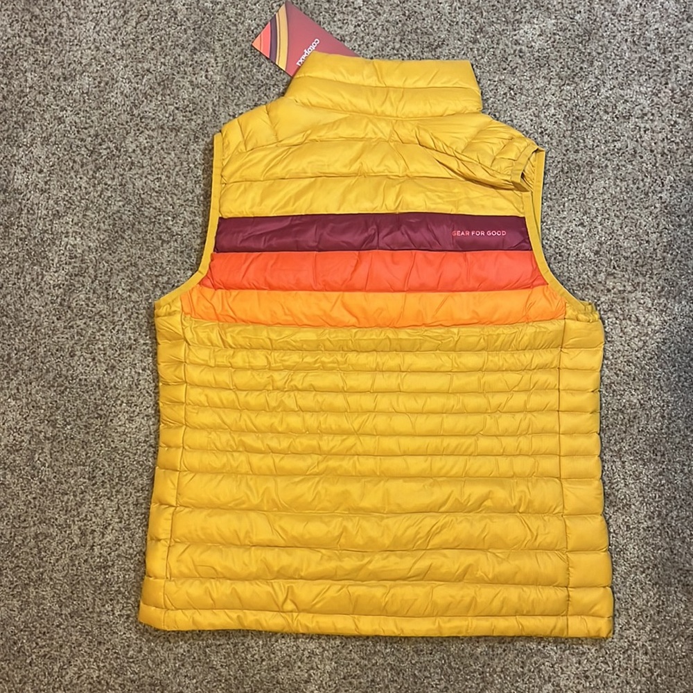 Cotopaxi Fuego Down Vest “Amber Stripes” women’s medium NWT - Picture 12 of 12